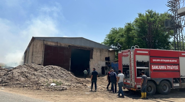 Şanlıurfa'da fabrika yangını